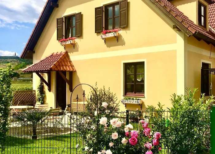 Weinblick بيت ضيافة 3*